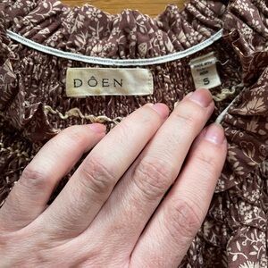 Doen Brown Floral Midi Dress